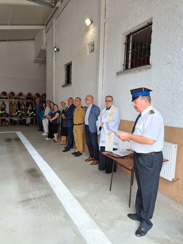 przekazanie nowego samochodu ratowniczego i agregatu pompowego dla OSP Biadacz