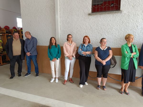 przekazanie nowego samochodu ratowniczego i agregatu pompowego dla OSP Biadacz