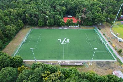 Modernizacja boiska do piłki nożnej ze sztuczną nawierzchnią oraz rozbudowa infrastruktury sportowej w Parku Miejskim w...