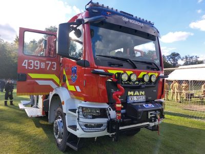 Nowy samochód strażacki