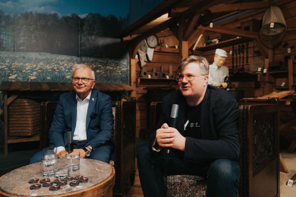 podcast 99 twarzy AI