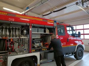 Nowy lekki samochód ratowniczo-gaśniczy dla OSP Kuniów dzięki wsparciu z Unii Europejskiej