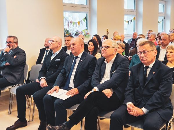 zdjęcia z uroczystego otwarcia DDP