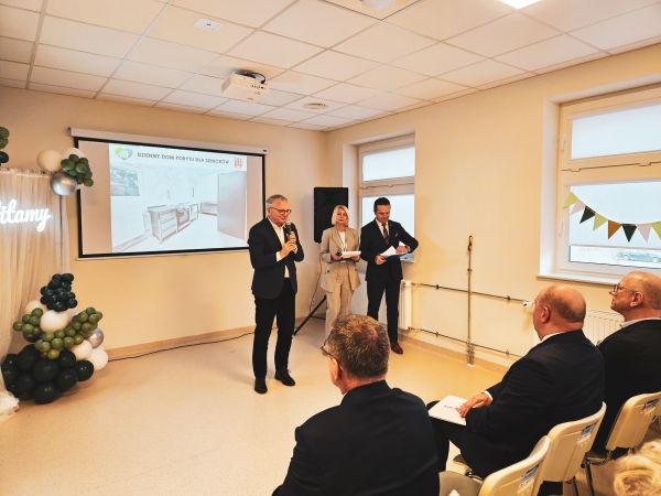 zdjęcia z uroczystego otwarcia DDP