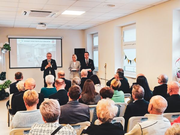 zdjęcia z uroczystego otwarcia DDP