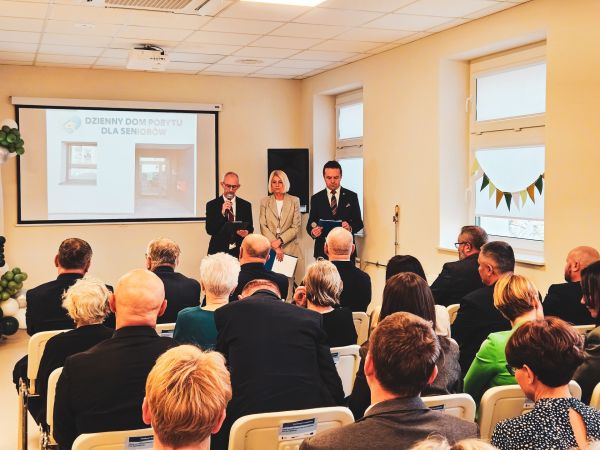 zdjęcia z uroczystego otwarcia DDP