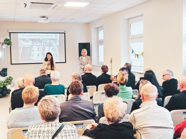 zdjęcia z uroczystego otwarcia DDP