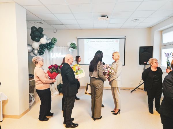 zdjęcia z uroczystego otwarcia DDP