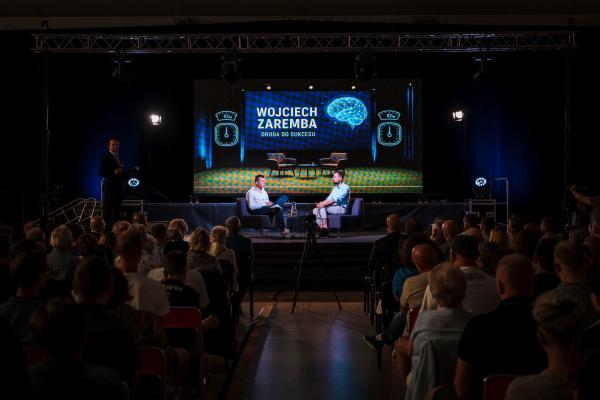 Spotkanie z Wojciechem Zarembą – Twórcą ChatGPT w Kluczborku za nami