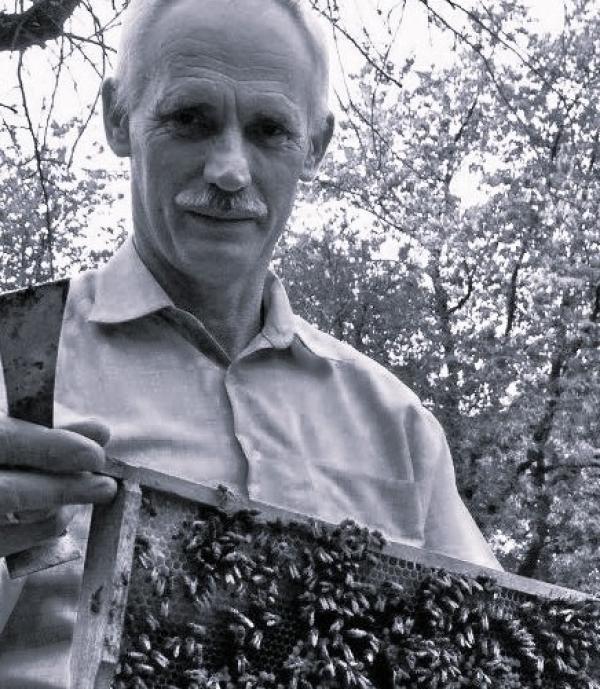 Zmarł Andrzej Kowalik – Zasłużony dla Kluczborka, kierownik Pasieki Zarodowej w Maciejowie